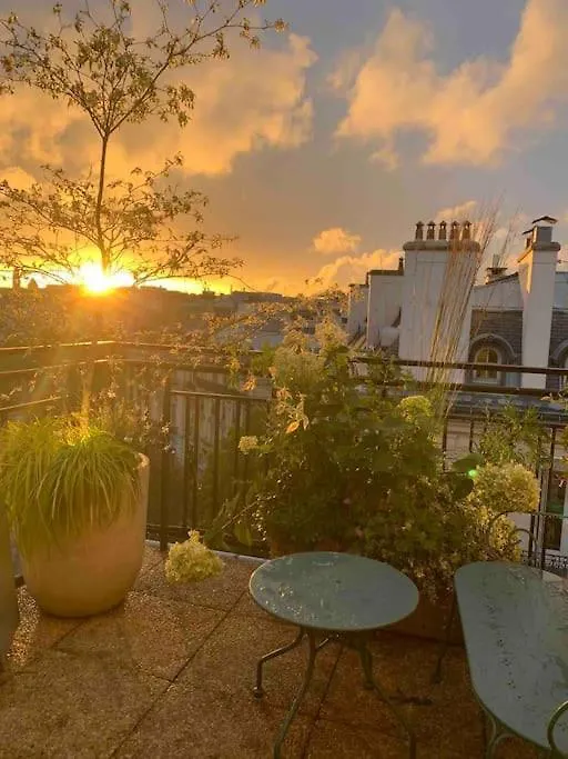 New Rbnb Eiffel Tower Rooftop 360 Terrace View And Parking Parijs Appartement
