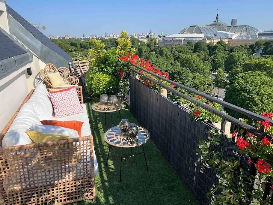 New Rbnb Eiffel Tower Rooftop 360 Terrace View And Parking Parijs